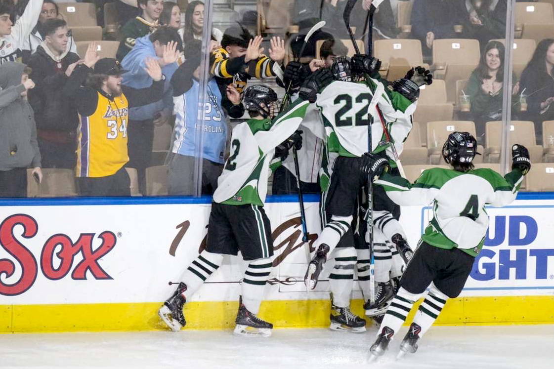 Varsity hockey sees success – Wachusett Echo