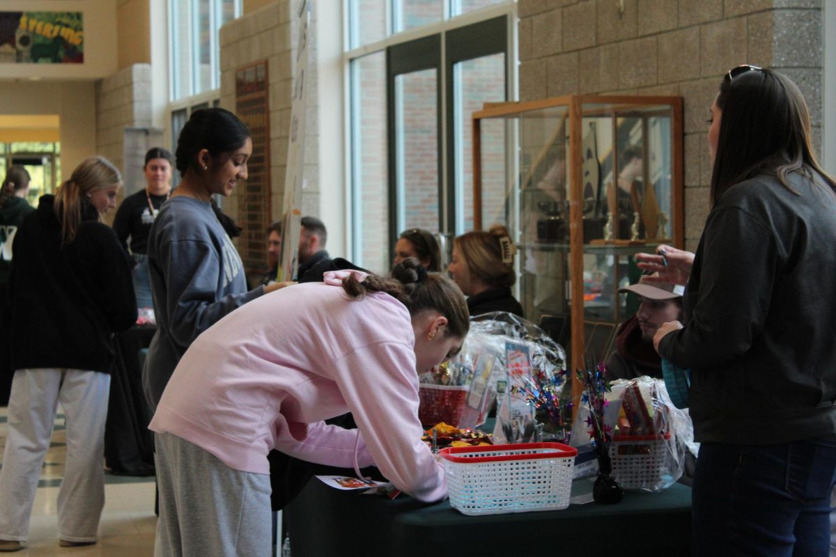 From Lunch to Launch: Wachusett’s Job Fair Expands Student Opportunities